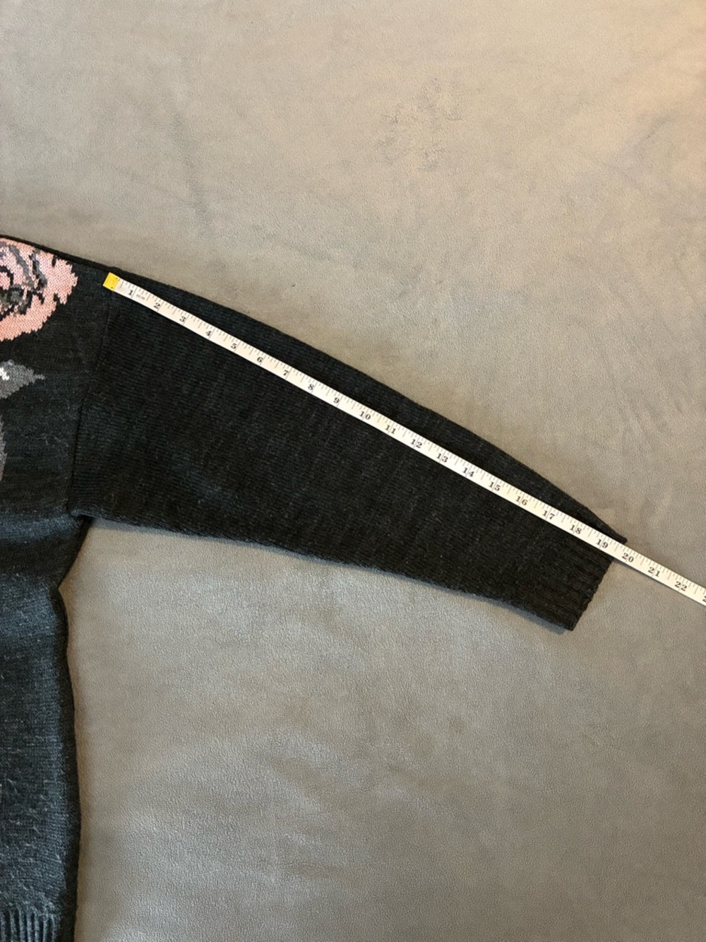 Chic Floral Cardigan in Black and Pink Cottagecore Grandmacore Peasant - Picture 10 of 10